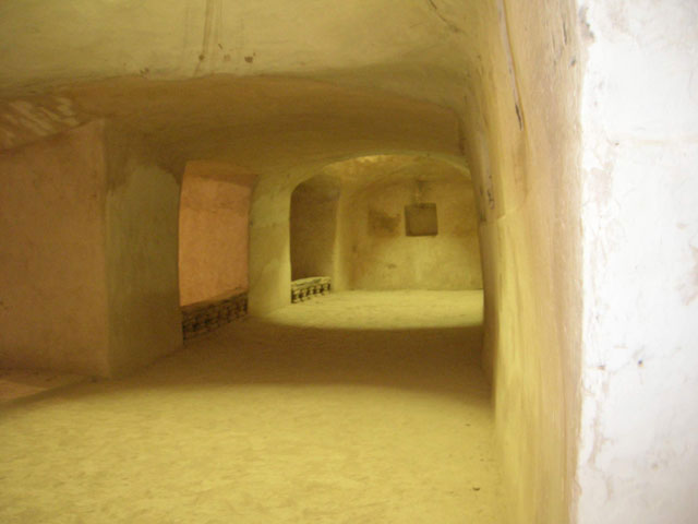 IMAGE(http://askdin.com/sites/default/files/gallery/images//9592/1_shahrenaein-ir-masjedjamenaeen-14.jpg)
