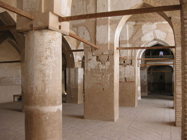 IMAGE(http://askdin.com/sites/default/files/gallery/images//9592/1_shahrenaein-ir-masjedjamenaeen-3.jpg)