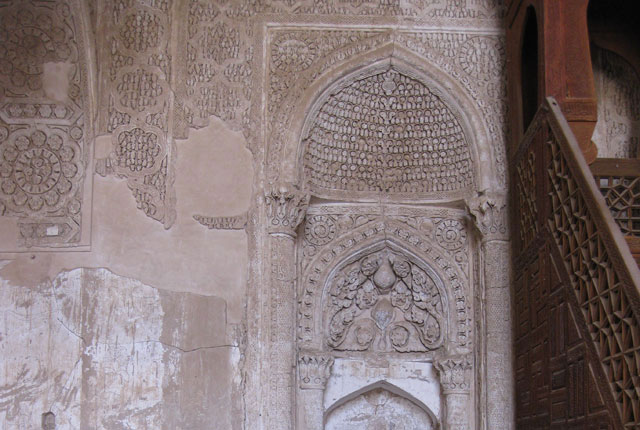 IMAGE(http://askdin.com/sites/default/files/gallery/images//9592/1_shahrenaein-ir-masjedjamenaeen-6.jpg)