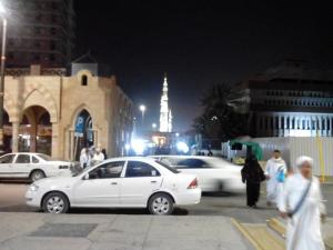 IMAGE(http://askdin.com/sites/default/files/gallery/images/35/medium/1_madineh.jpg)