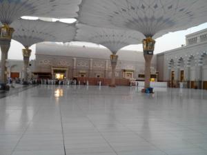 IMAGE(http://askdin.com/sites/default/files/gallery/images/35/medium/1_madineh2.jpg)