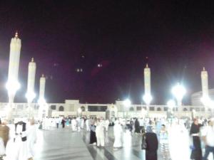 IMAGE(http://askdin.com/sites/default/files/gallery/images/35/medium/1_madineh2__2_.jpg)