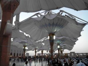 IMAGE(http://askdin.com/sites/default/files/gallery/images/35/medium/1_madineh2__5_.jpg)